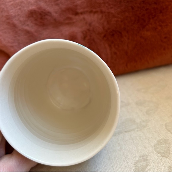 Anthropologie heirloom monogram mug “d” - Picture 3 of 7